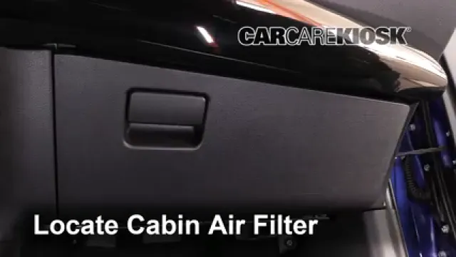 2017 Toyota Prius Four 1.8L 4 Cyl. Filtre à air (intérieur) Changement